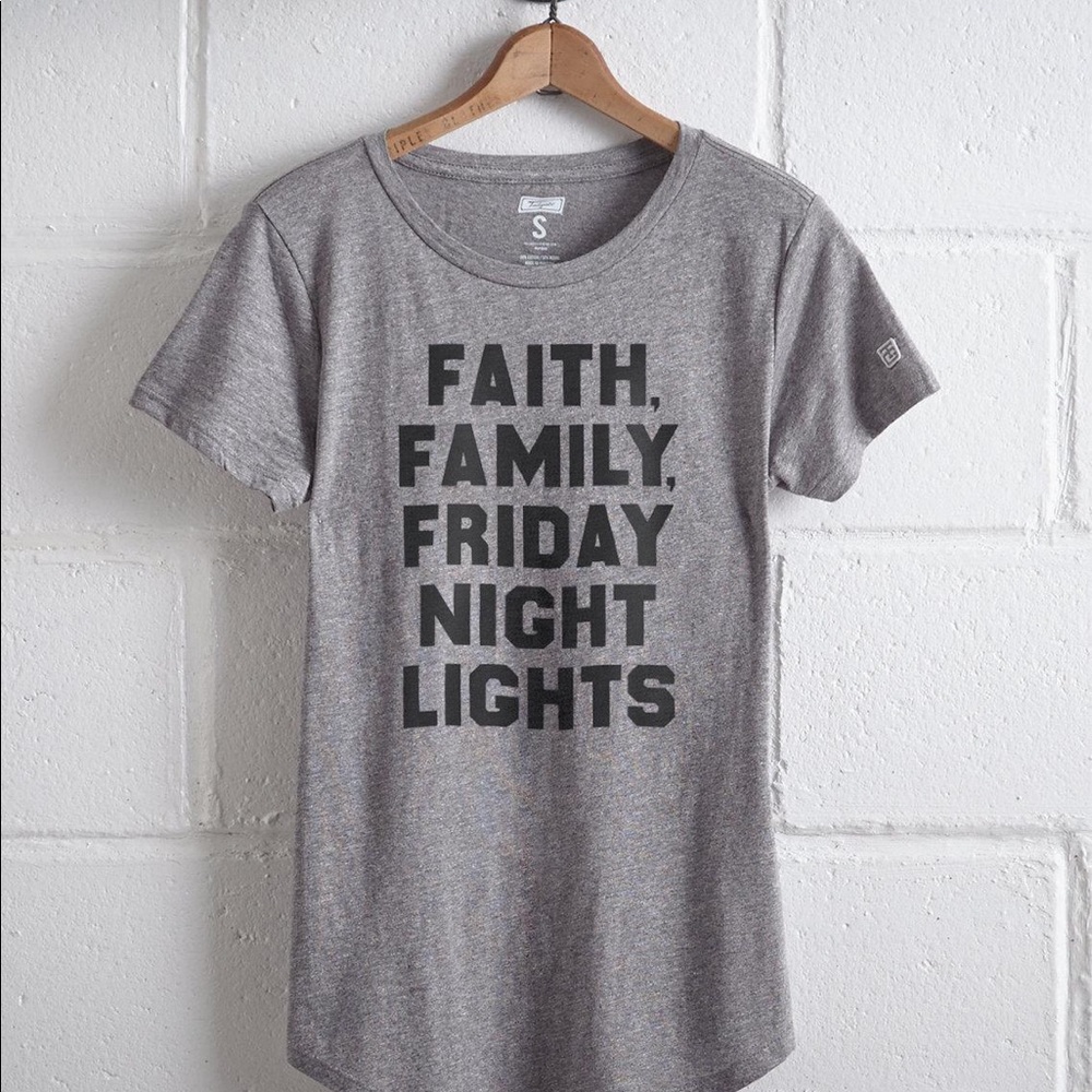 American Eagle, tailgate